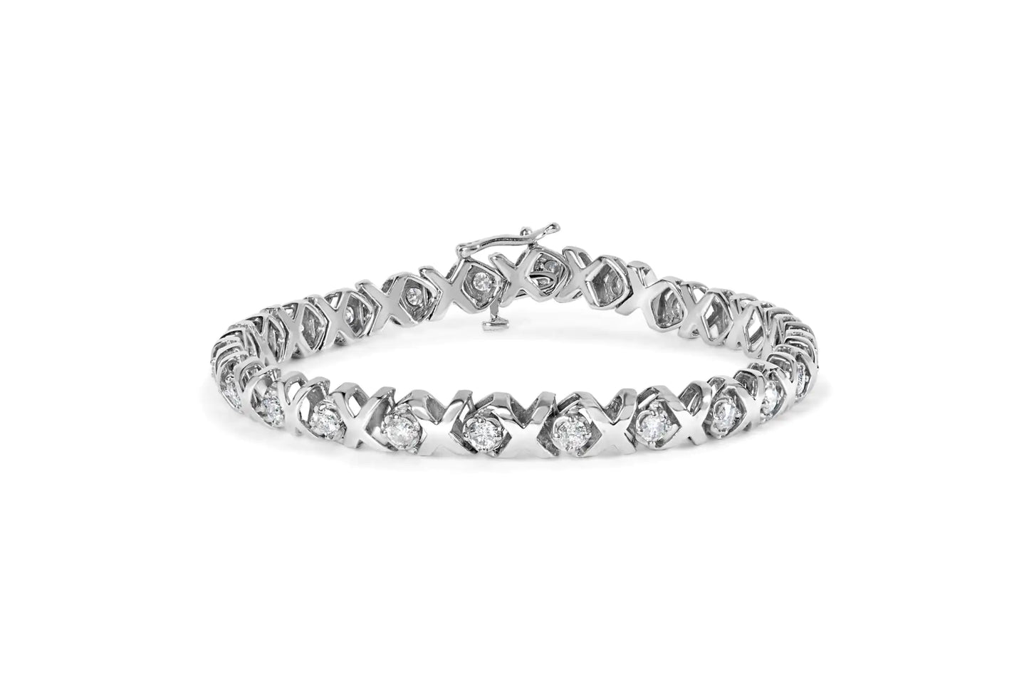 White Gold Round-Cut Diamond "XOXO"-Link Bracelet