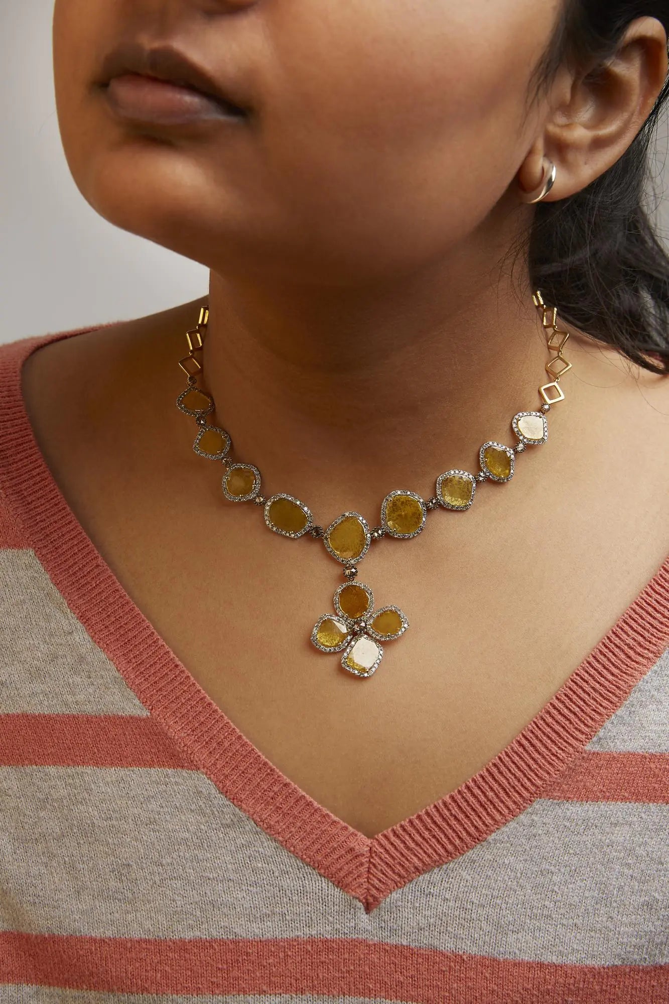 Yellow Gold Fancy-Yellow Rose-Cut Diamond Collar Necklace with Four-Leaf Clover Drop